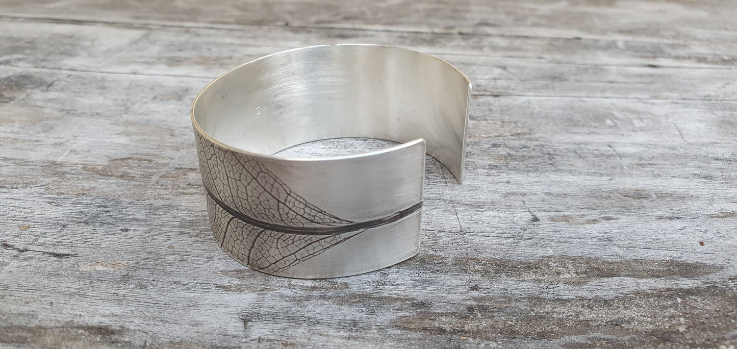 Leaf Textured Cuff