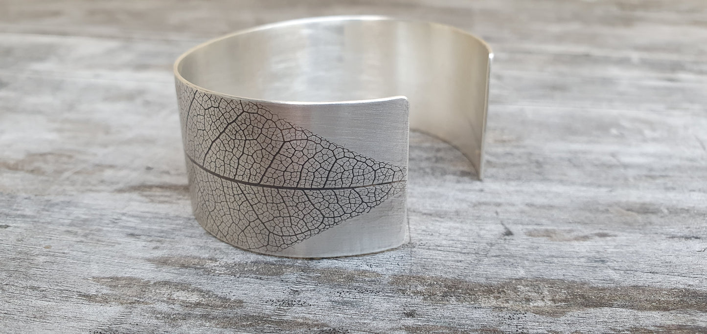 Leaf Textured Cuff