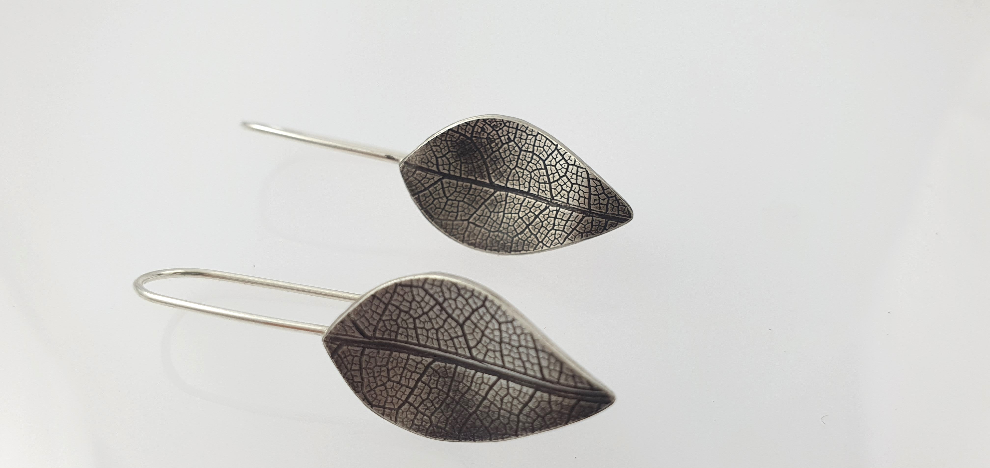 Metal hot sale leaf earrings