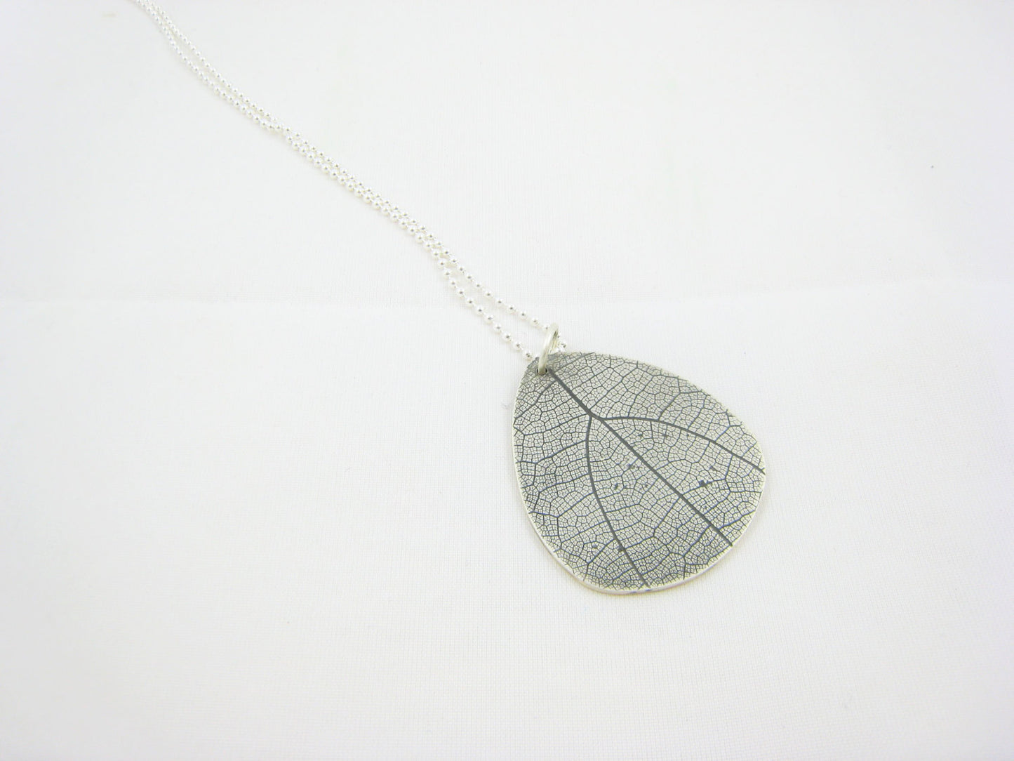 Leaf Textured Necklace