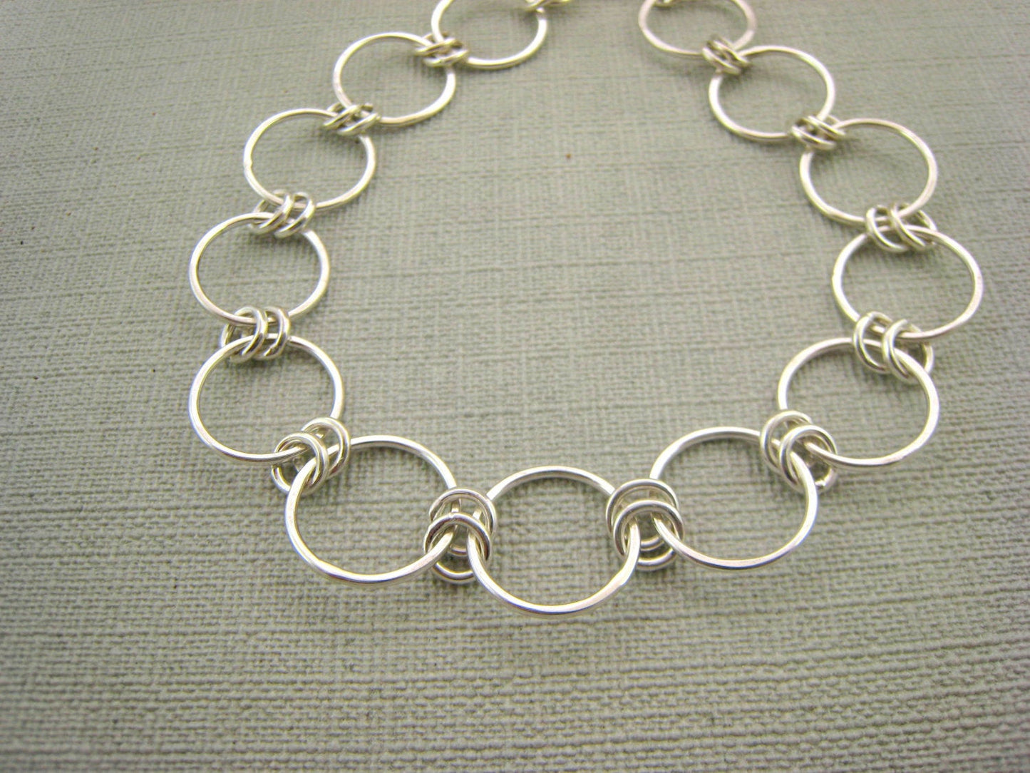 Round Link Bracelet